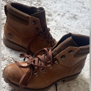 TIMBERLAND Booties